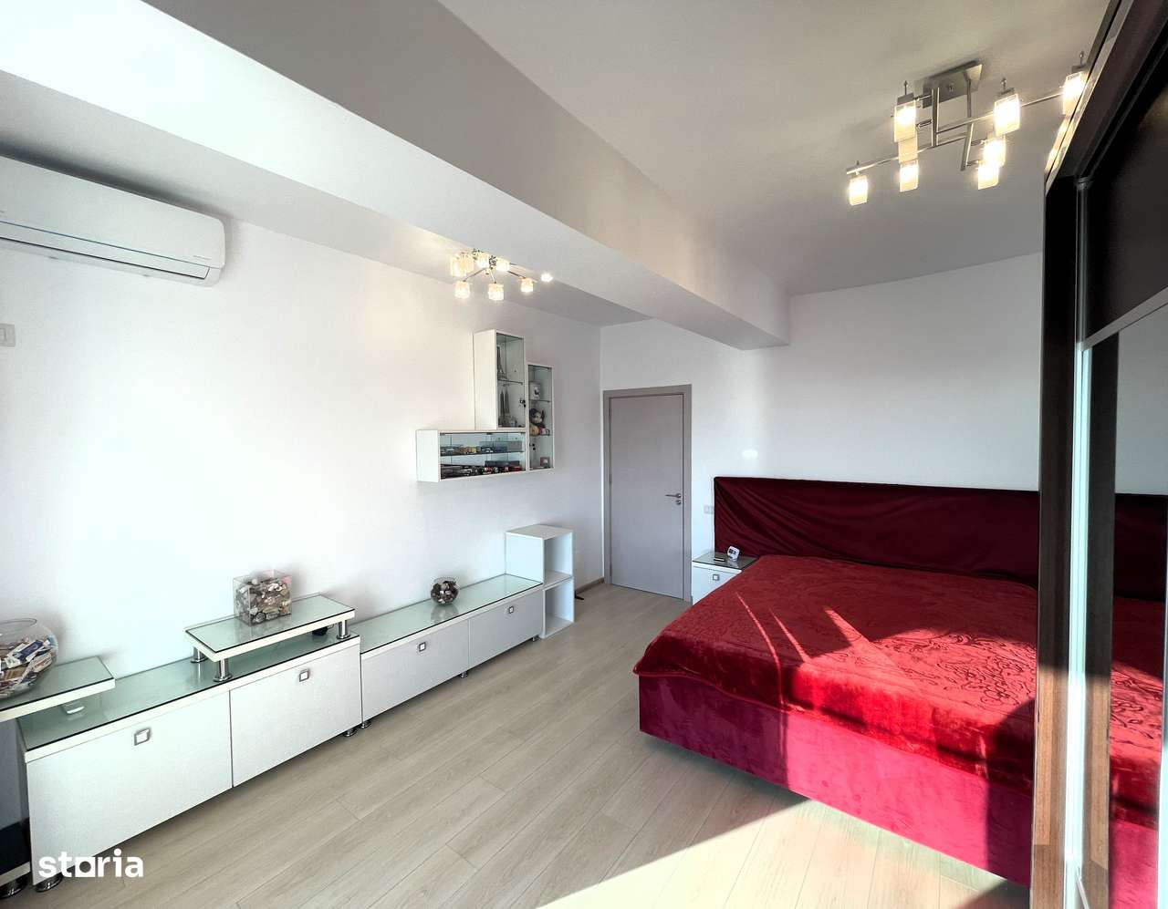 Garsoniera zona Titan / Ozana / Rossa Residence, mobilata, comision 0%-3