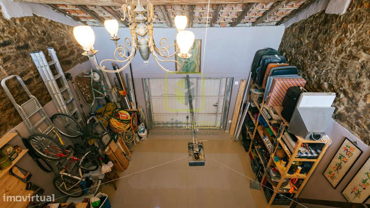 Moradia T4 com vistas deslumbrantes-37