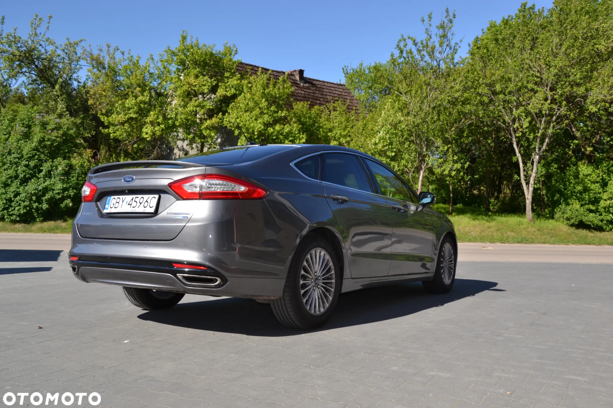 Ford Fusion 2.0 EcoBoost Titanium - 18