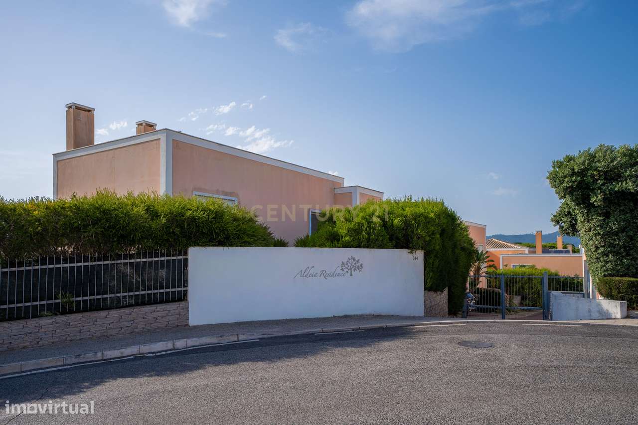 Moradia T4 com Piscina Privativa | Bicesse, Cascais-53