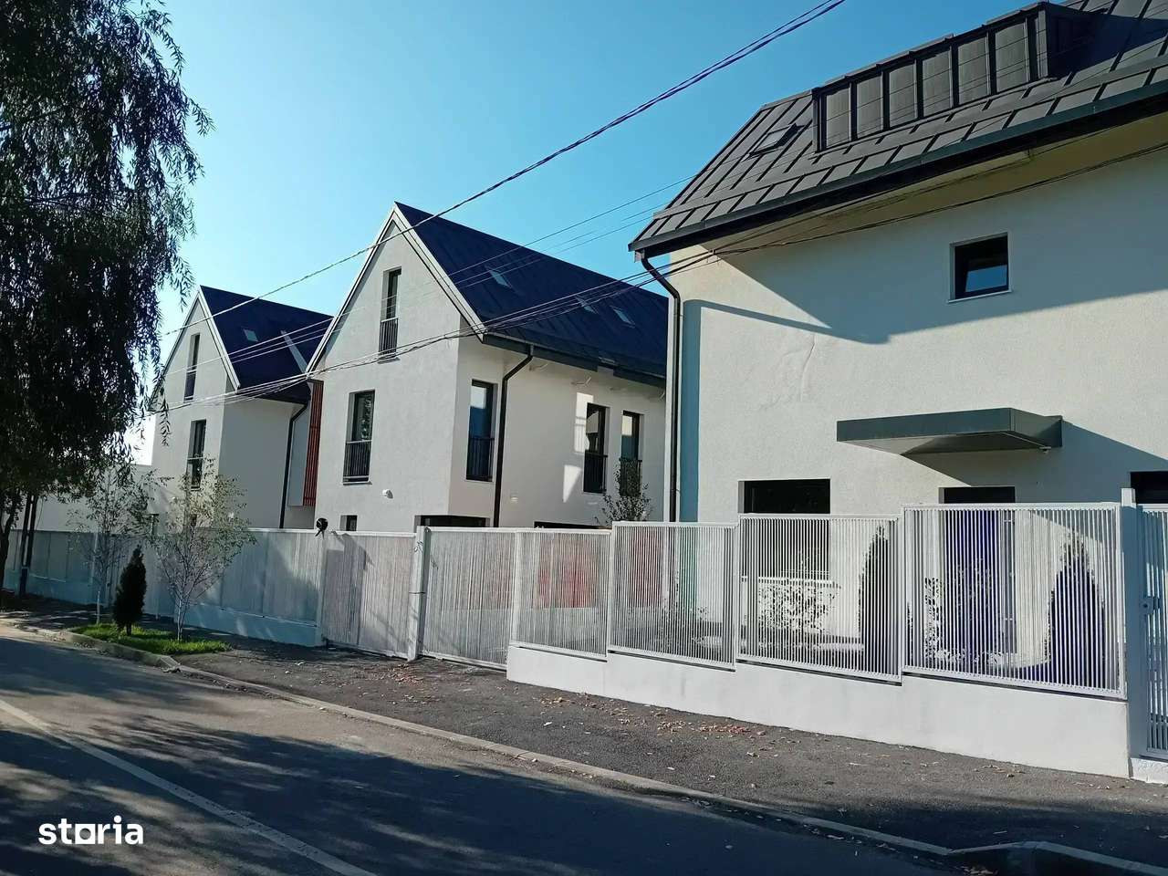 De Vânzare Casa Sisești 2 Cocosi!! - Imagine principală: 4/20