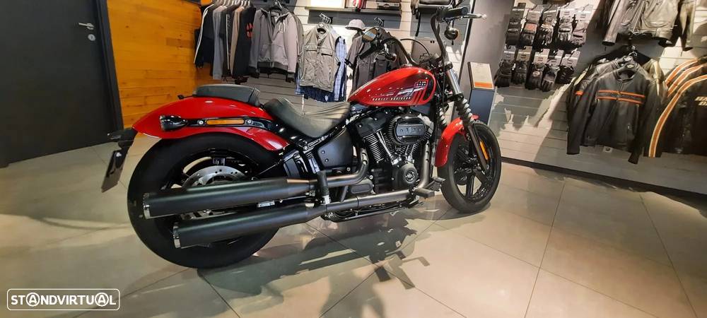 Harley-Davidson Street Bob - 7