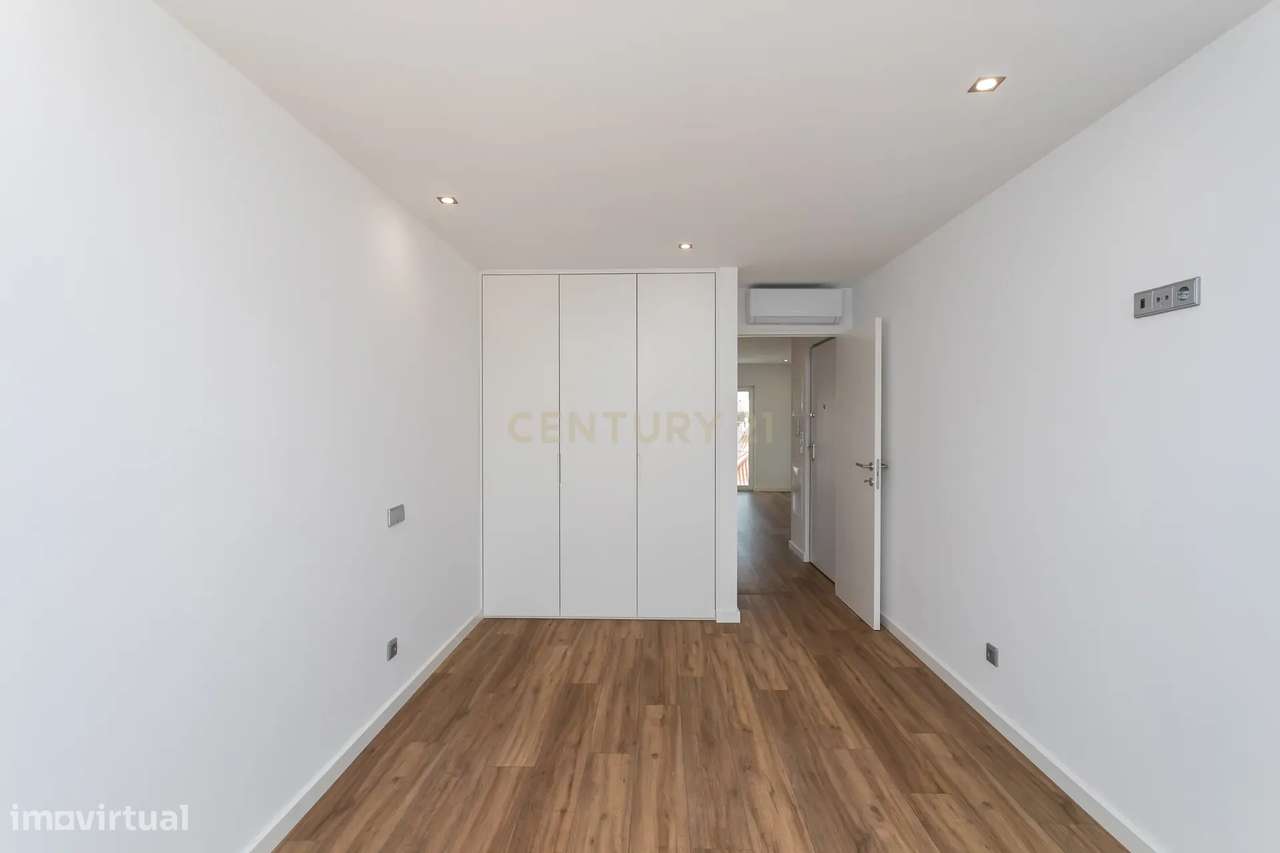 Sintra - Algueirão, apartamento T2 com garagem a estrear-9