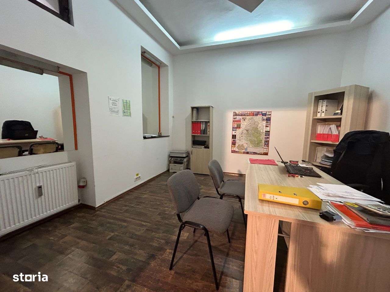 Spatiu de birou pe Republicii pietonal - Imagine principală: 3/9