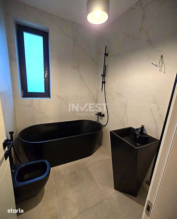 CASA 5 CAMERE, 3 BAI, 470MP TEREN, 135MP UTILI, ZONA MIROSLAVA-700M DE - Imagine principală: 5/14