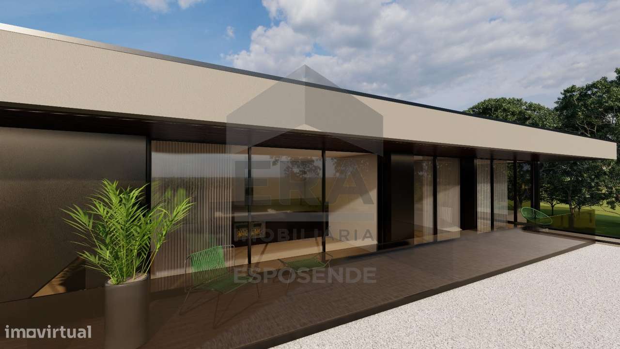 Moradia T4 de Luxo com Piscina de Sal e Vista Mar-5