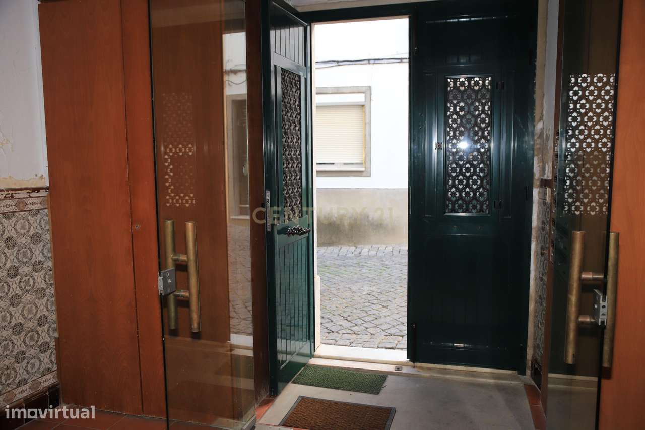 Oportunidade de Investimento – 2 Frações no Centro Histórico - Grande imagem: 5/22