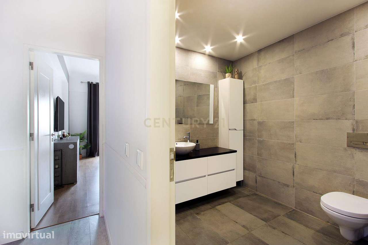 Apartamento T2 no Centro de Mem Martins-19