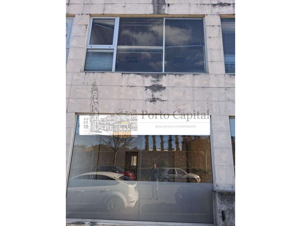 ARMAZÉM INDUSTRIAL PARA VENDA EM TOUGUINHÓ - Vila do Conde - Grande imagem: 2/43