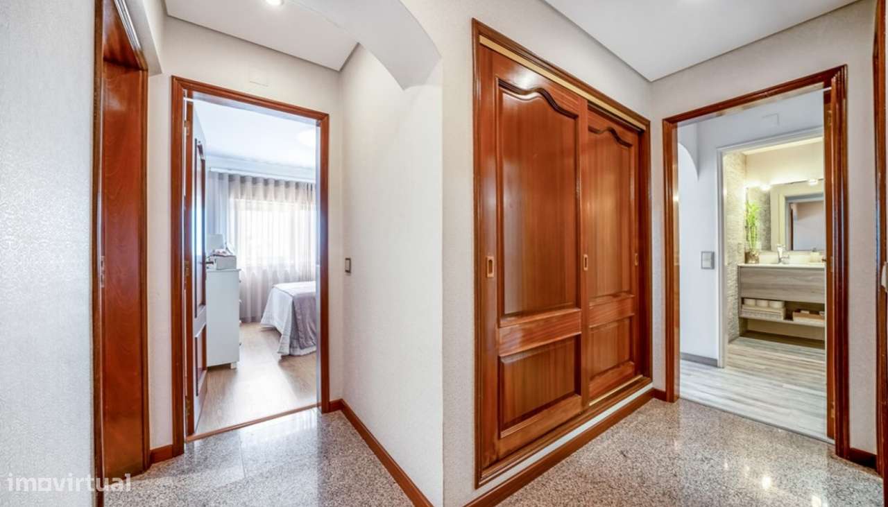 Moderna Penthouse T3 à venda no centro de Tavira, Algarve-13