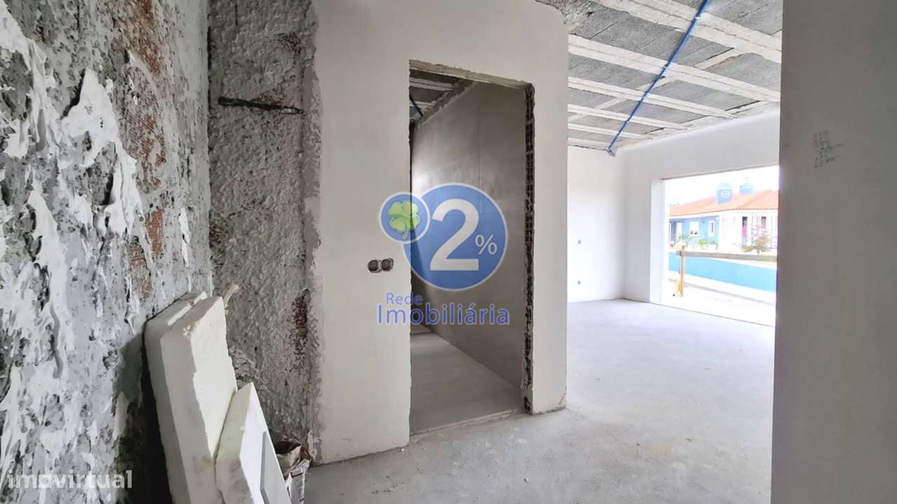 Moradia T3+1 em construção-23