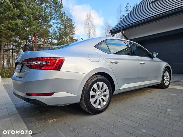 Skoda Superb 1.5 TSI ACT Active - 12