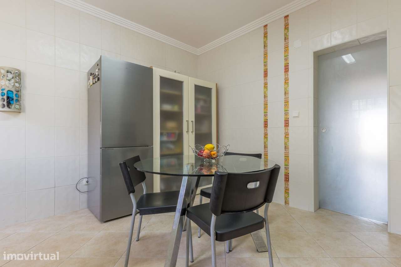 Moradia Geminada T3 - Quinta do Conde-9