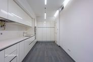 Apartamento T2 renovado com varanda no Campo Pequeno, Lisboa - Miniatura: 5/25