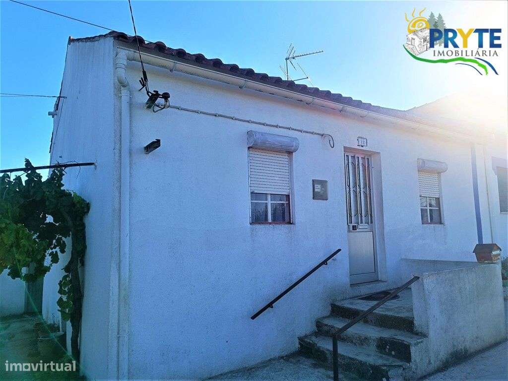 Moradia T4 localizada em aldeia calma perto de Vila de Rei - Grande imagem: 4/30
