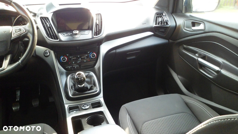 Ford Kuga 2.0 TDCi 4x4 Cool & Connect - 20