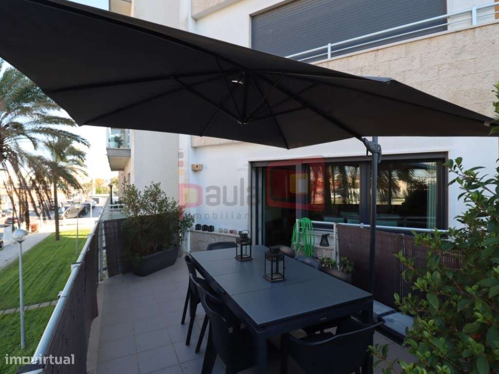 APARTAMENTO T3 COM GARAGEM BOX - MONTIJO-7