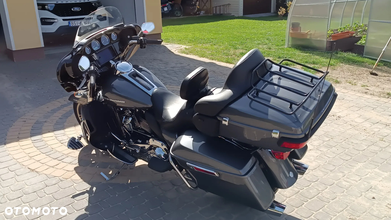 Harley-Davidson Touring Ultra Limited - 16