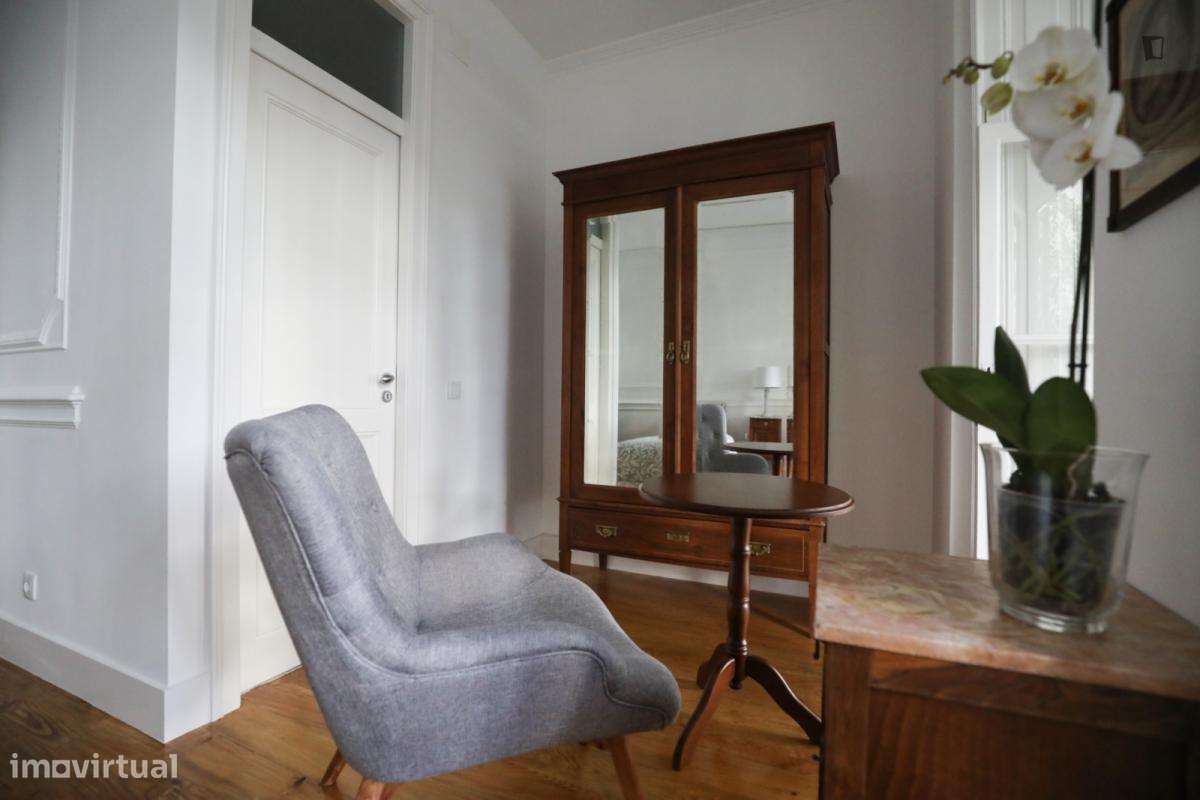 Quarto - localizado em Anjos Lisbon - Grande imagem: 5/49