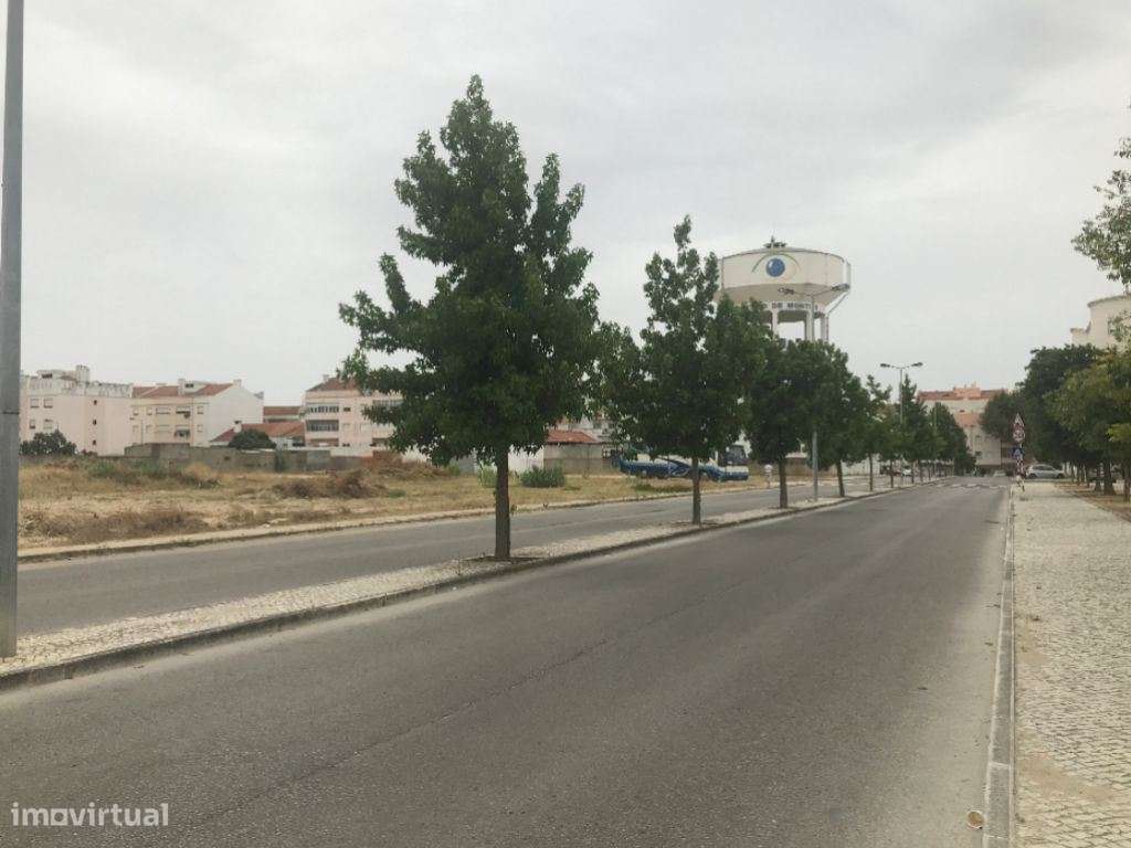Centro Montijo terreno urbano aprovado para 6.000 m2 de construção ...-9
