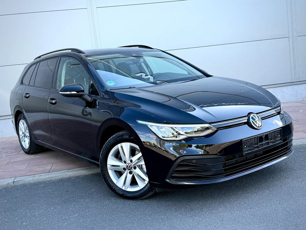 Volkswagen Golf VIII (2020-) 1.0 eTSI OPF DSG Life 2021
