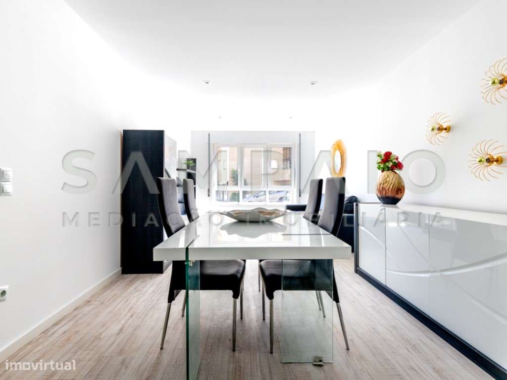 Apartamento T2- Valbom!-0