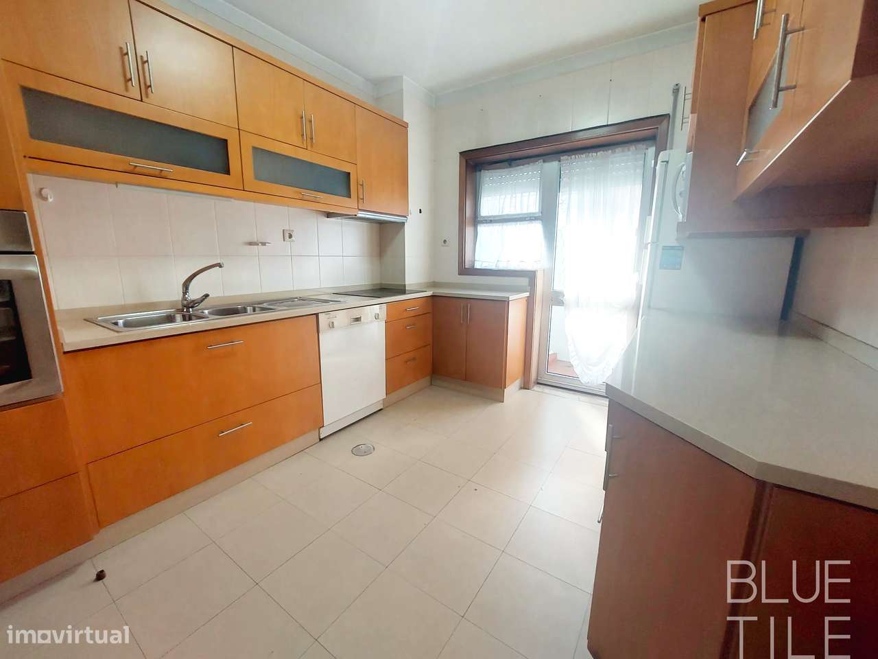 Apartamento T4 em Serpa Pinto-7