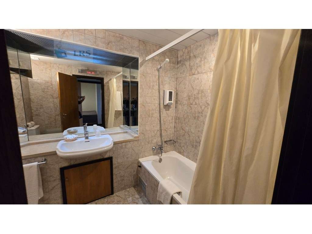 Albufeira central, sinta-se em férias o ano inteiro. apartamento T2...-11