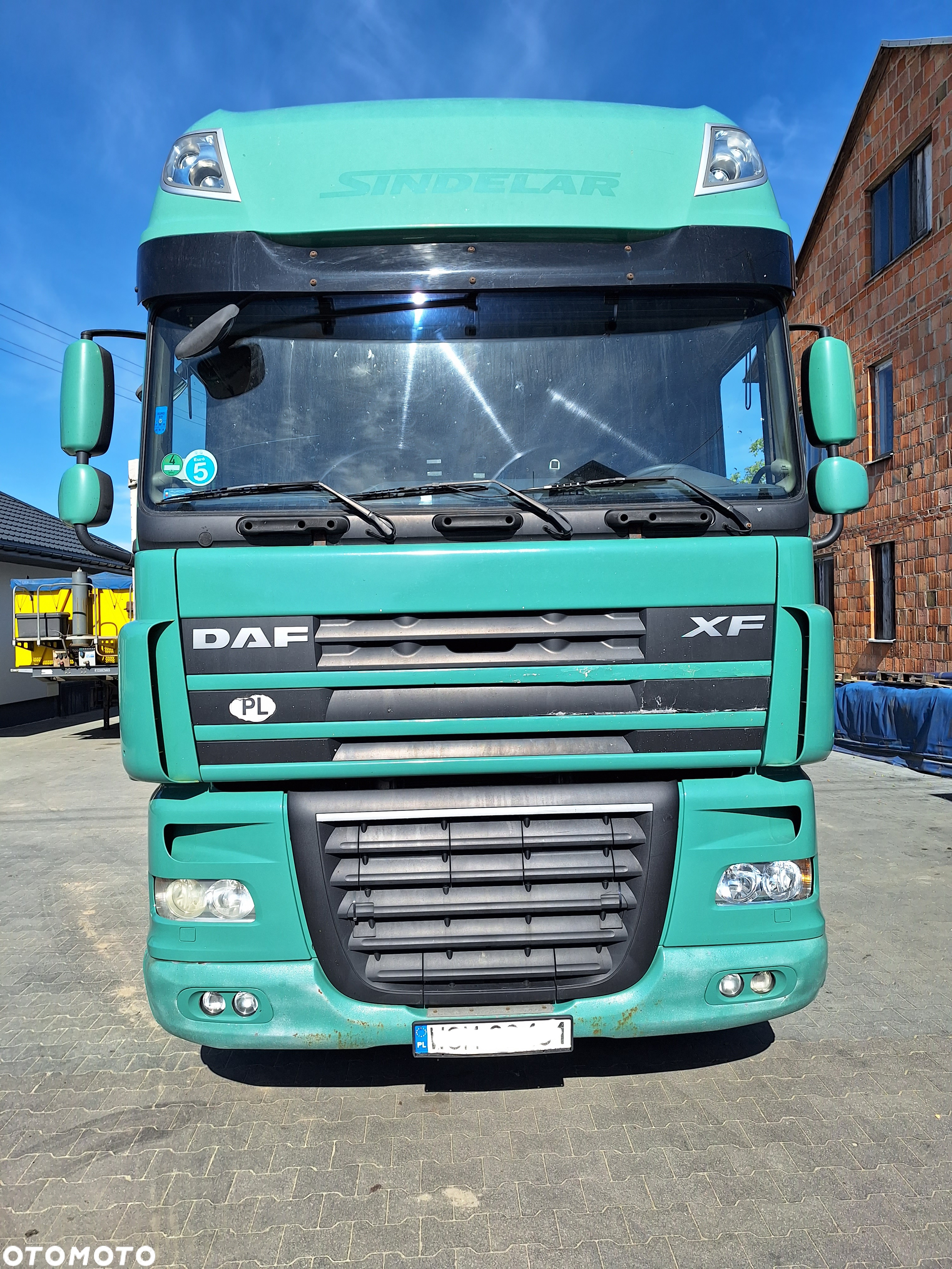 DAF XF 105 460 STANDARD AUTOMAT RETARDER 1300L - 6