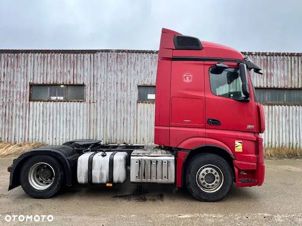 Mercedes-Benz ACTROS MP4 - 4