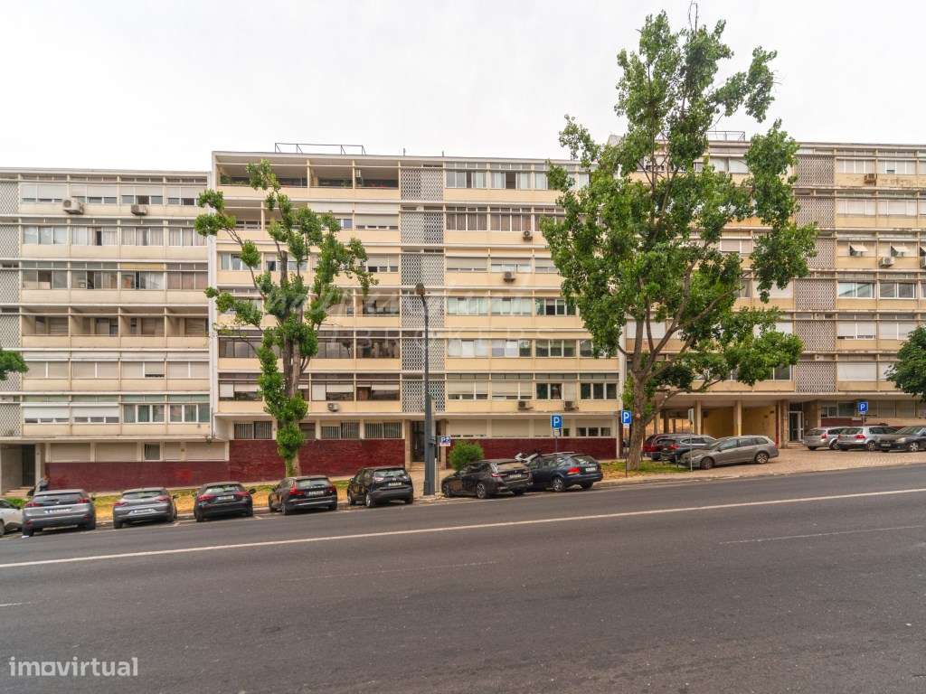 EXCELENTE APARTAMENTO T4 PARA VENDA [ESTRELA]-30