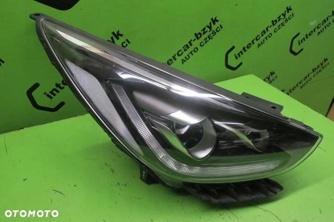 KIA NIRO REFLEKTOR PRAWY FULL LED - 4