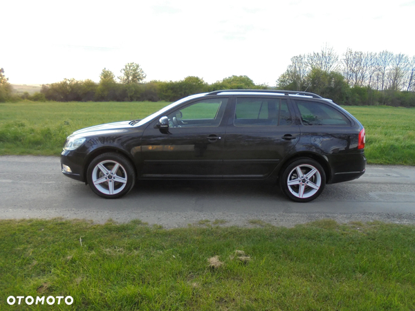 Skoda Octavia 2.0 TDI DPF Elegance - 32