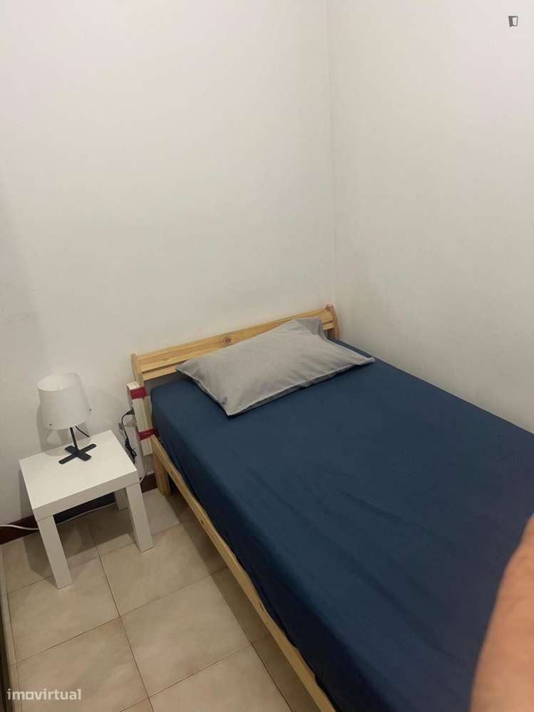 Quarto - localizado em Moreira Porto - Grande imagem: 5/10