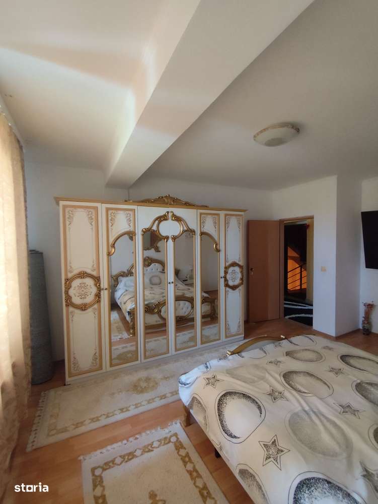 Apartament 3 camere, etaj 1, Carpați 2-9