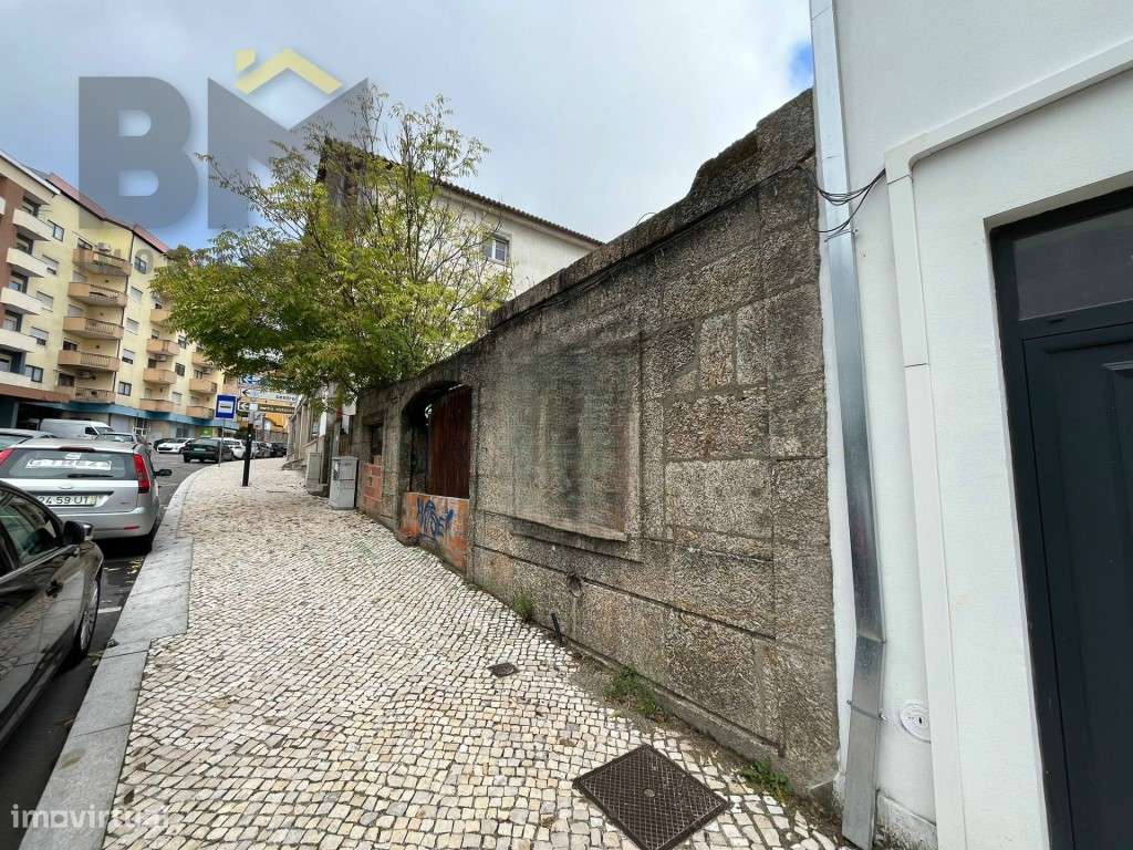 Terreno para construção em zona central da Covilhã para venda!-6