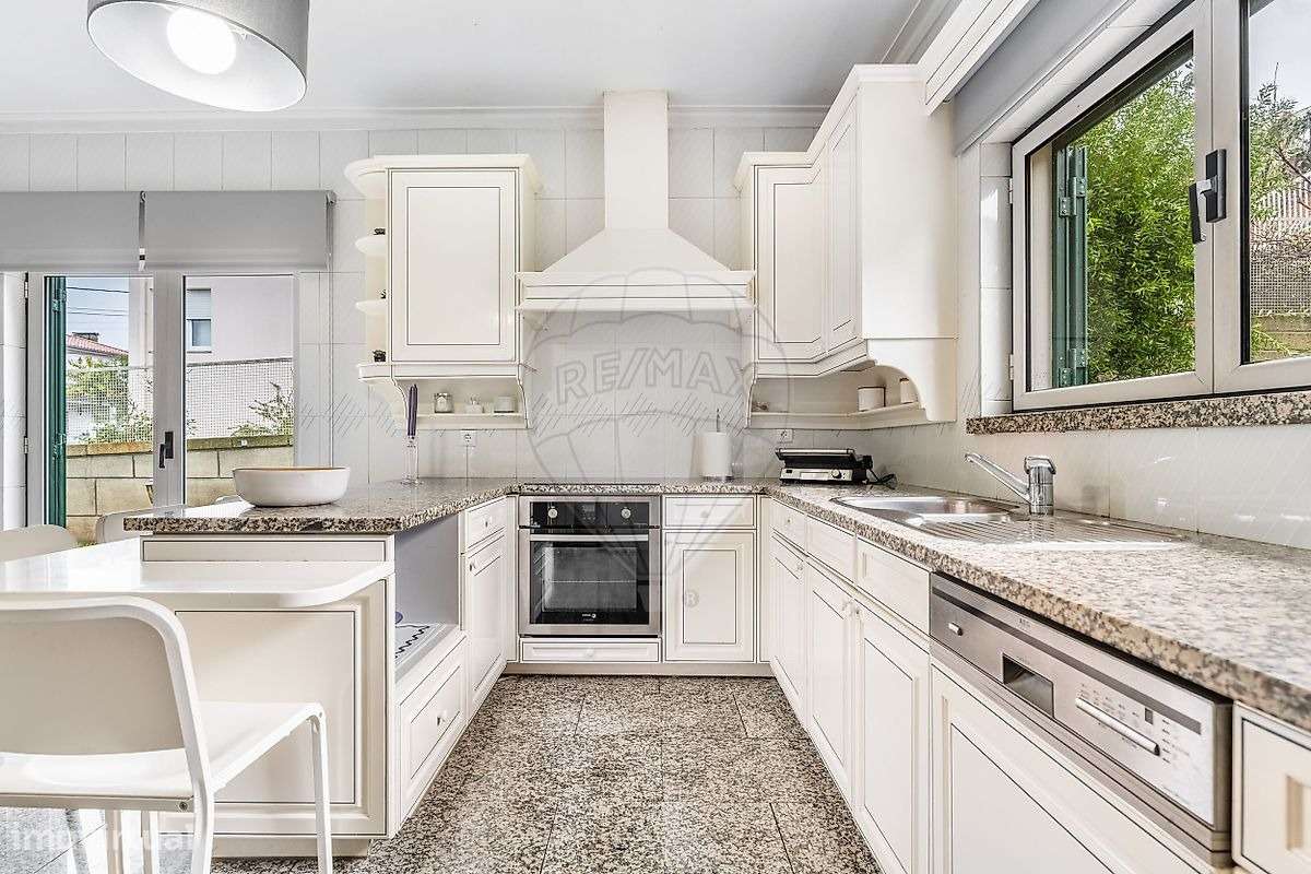 Moradia T5 individual em Nogueira - Braga - Grande imagem: 4/45