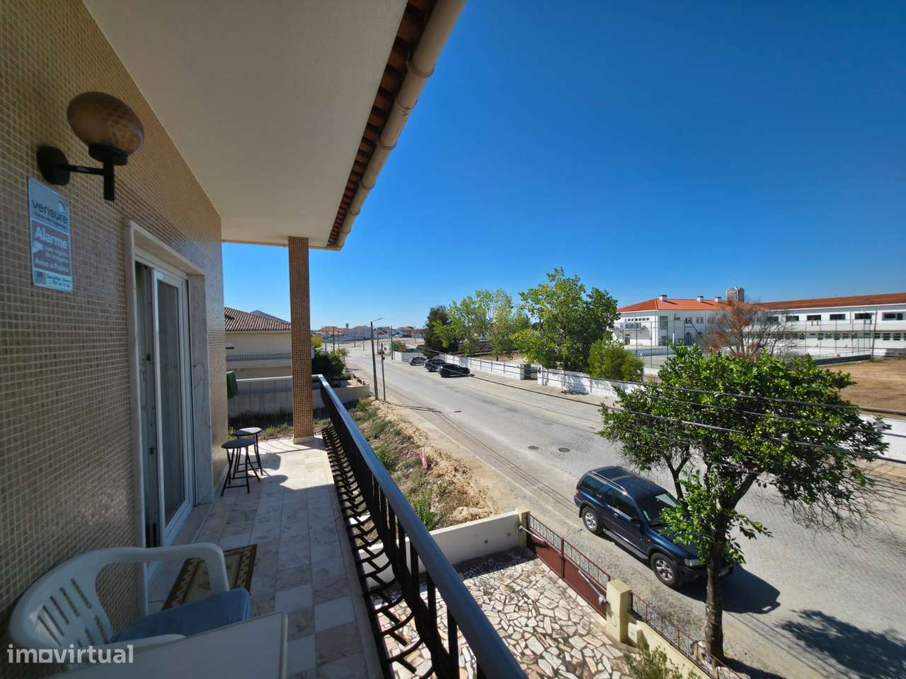 Prédio com 3 andares com utilização independente – Vendas Novas-23