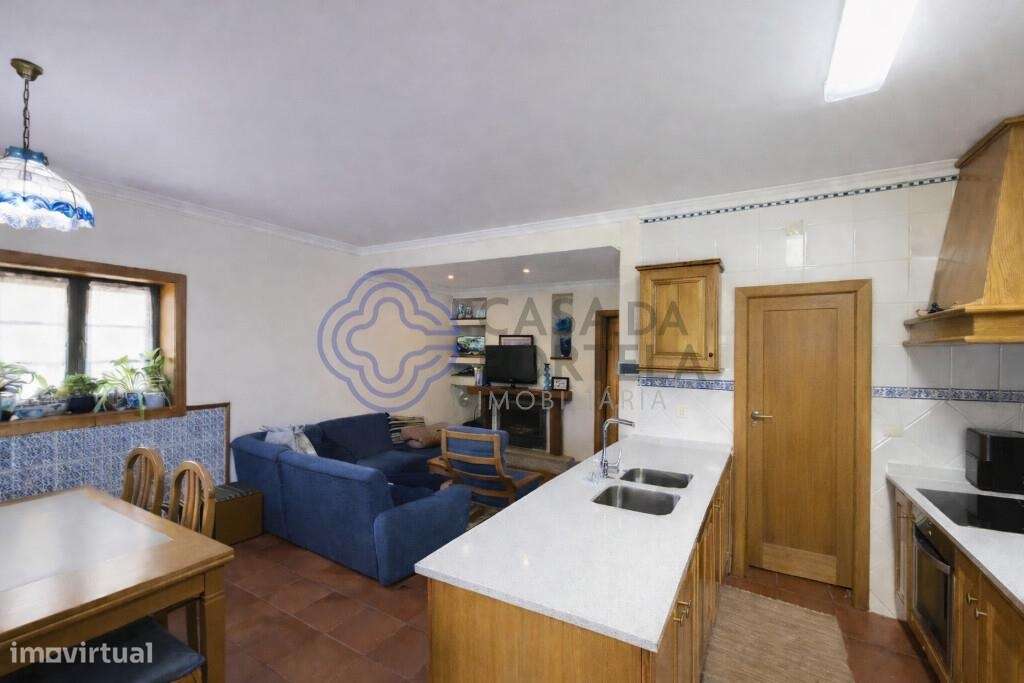 Moradia T5 com piscina e jardim, perto da praia, em Aver O Mar, Póvoa - Grande imagem: 4/27