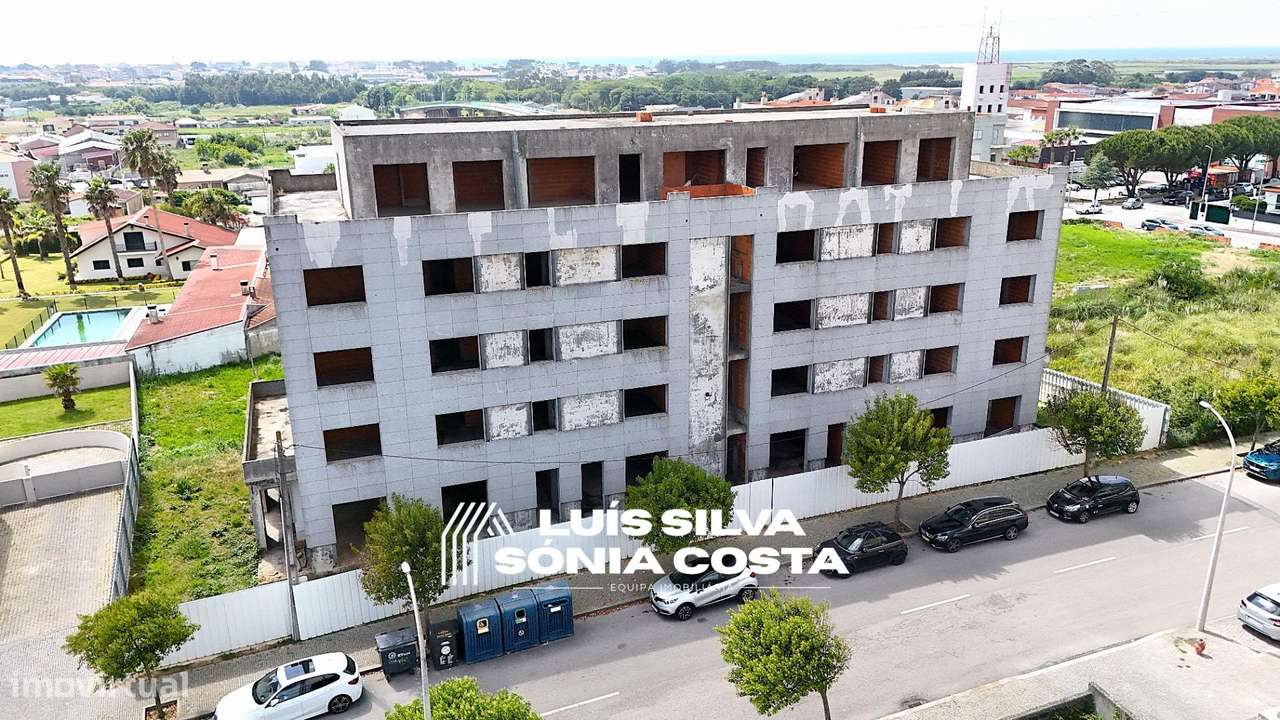Prédio em Construção c/ 19 Apartamentos – Excelente...-11