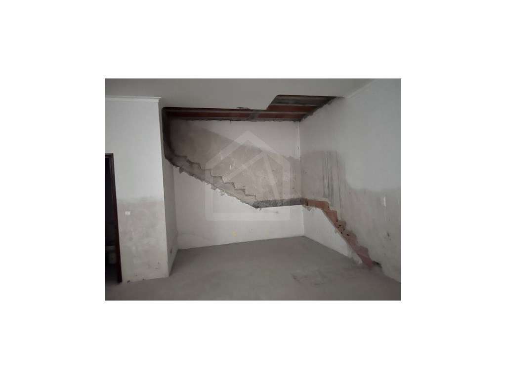 Loja em Ossela, Oliveira de Azeméis - Grande imagem: 5/20