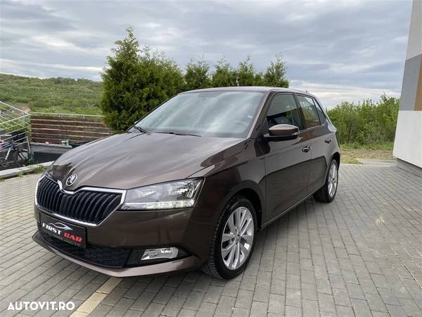 Skoda Fabia 1.0 MPI Style - 33