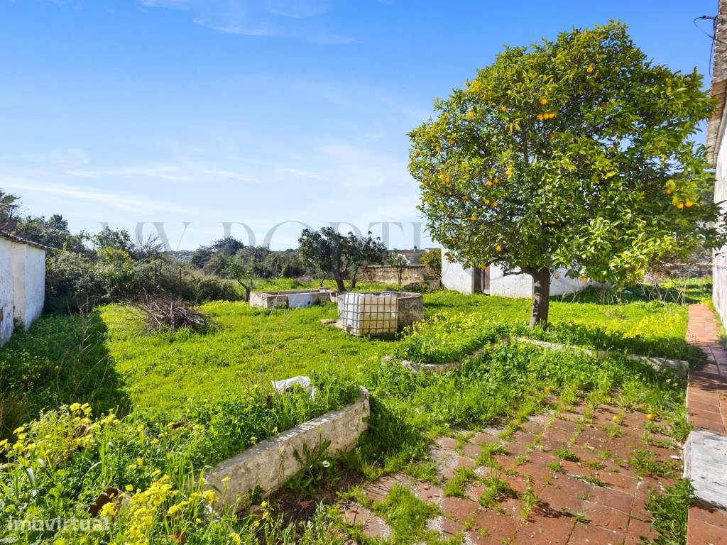 Solar Histórico de 1936 com Grande Quinta no Centro da Vila Oportun...-20