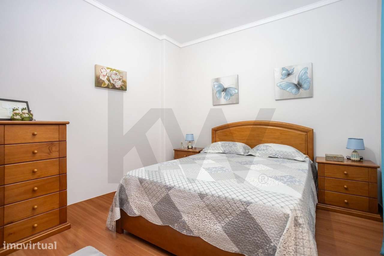 Apartamento T3 no Laranjeiro, Almada – Potencial Único e Localização P-18