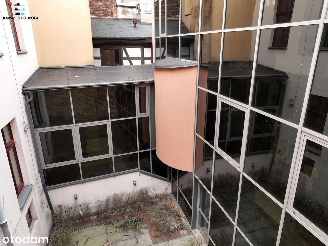 W sercu Torunia, historia spotyka nowoczesność-14