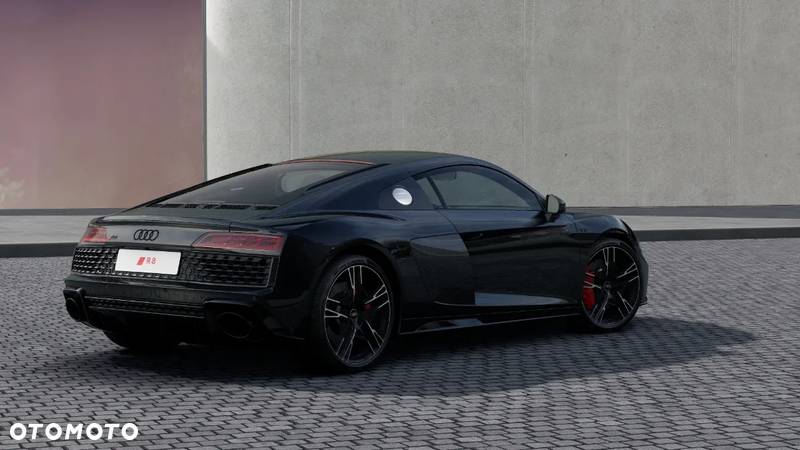 Audi R8 - 8