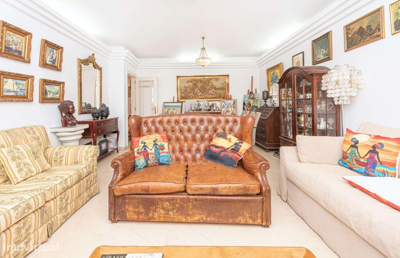 Oportunidade em Santo António da Caparica, Apartamento T3, com Varanda - Grande imagem: 2/26