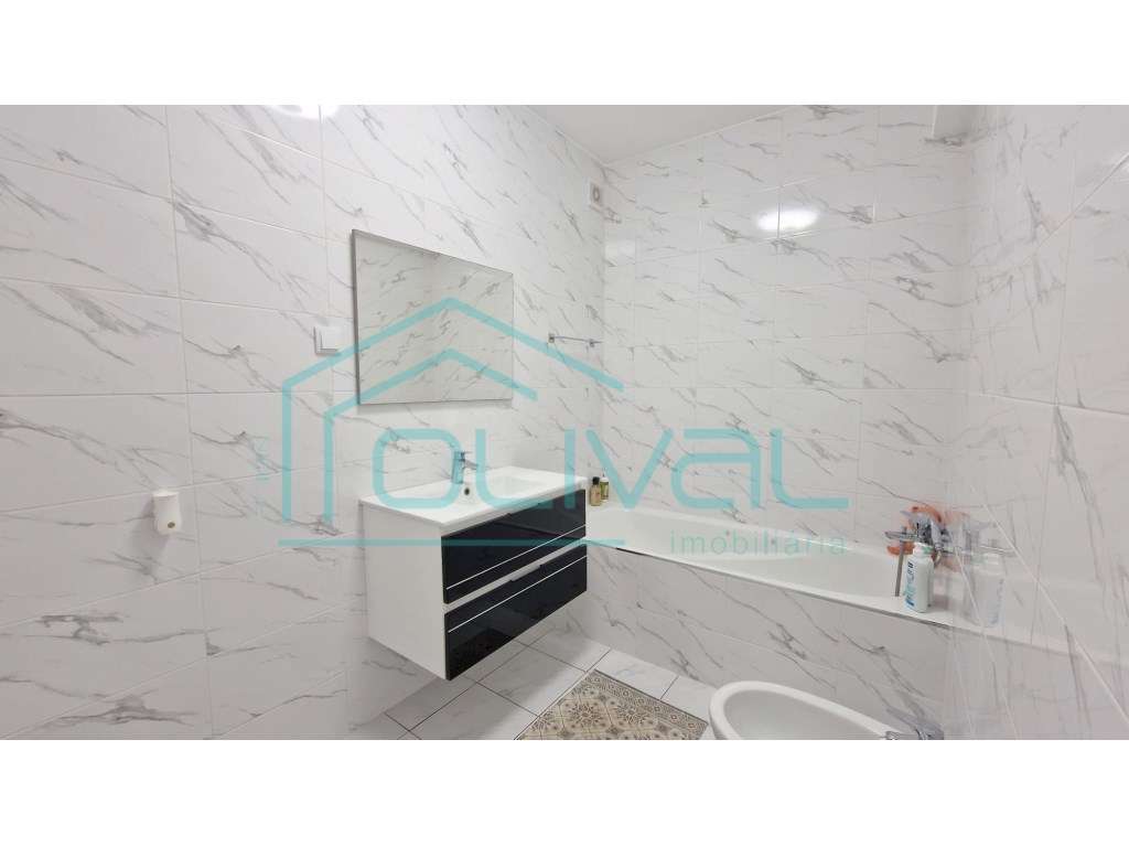 T3 Semi-Novo com Varandas, Box e Excelentes Acabamentos | Urbanizaç...-18