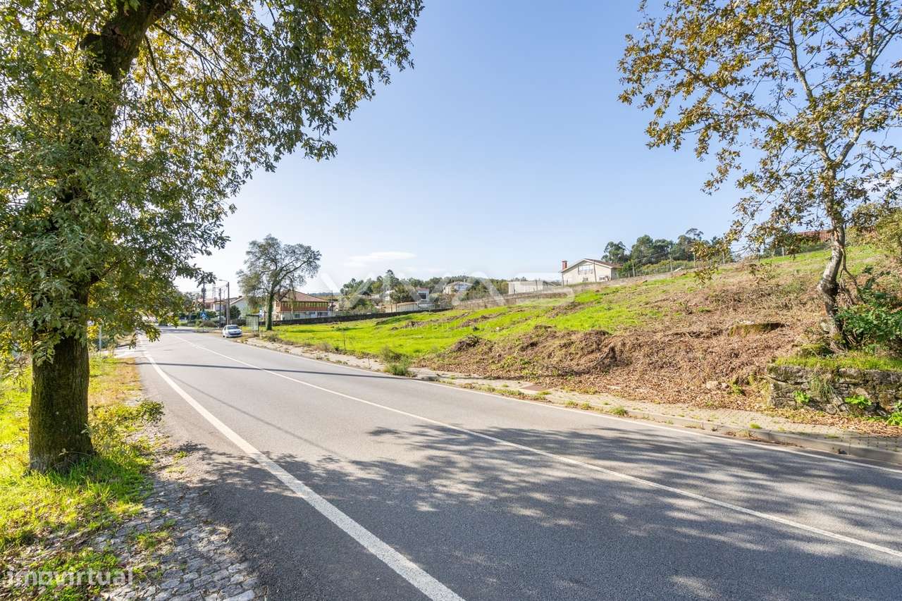 Terreno para construção em Pico de Regalados, Vila Verde - Grande imagem: 4/14