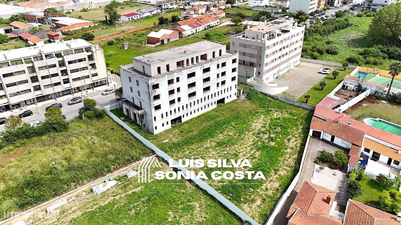 Prédio em Construção c/ 19 Apartamentos – Excelente...-14
